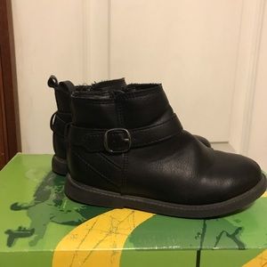 Carter's Ankle Boots size 9